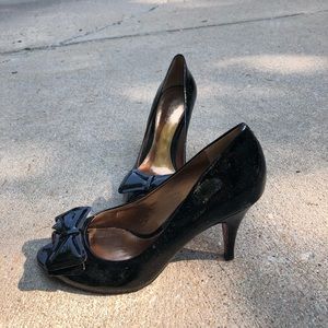 Black patten leather pump
